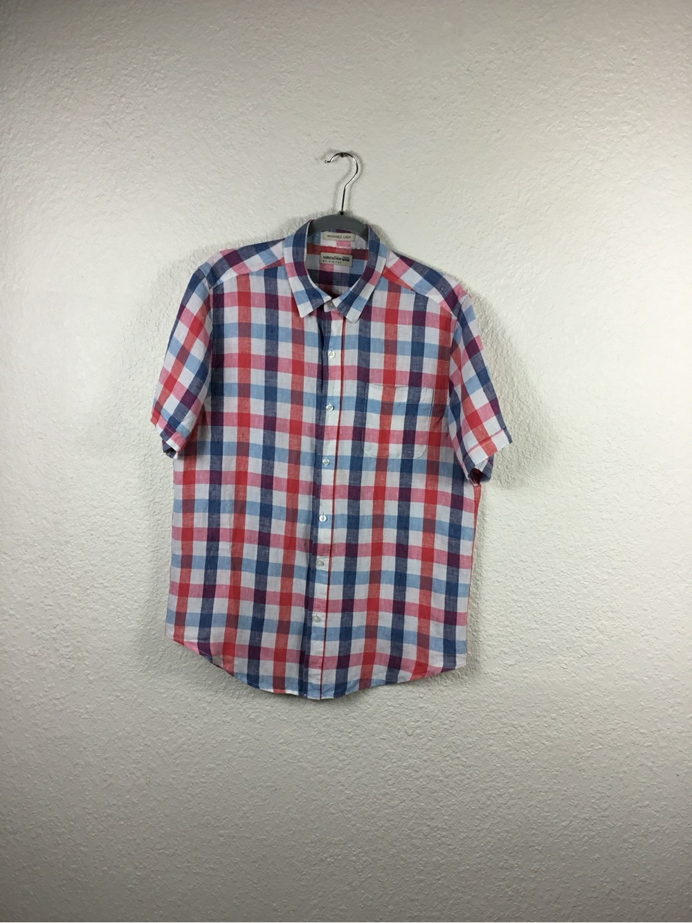 Men's Short-Sleeve Plaid Button-Up Shirt - Red & Blue